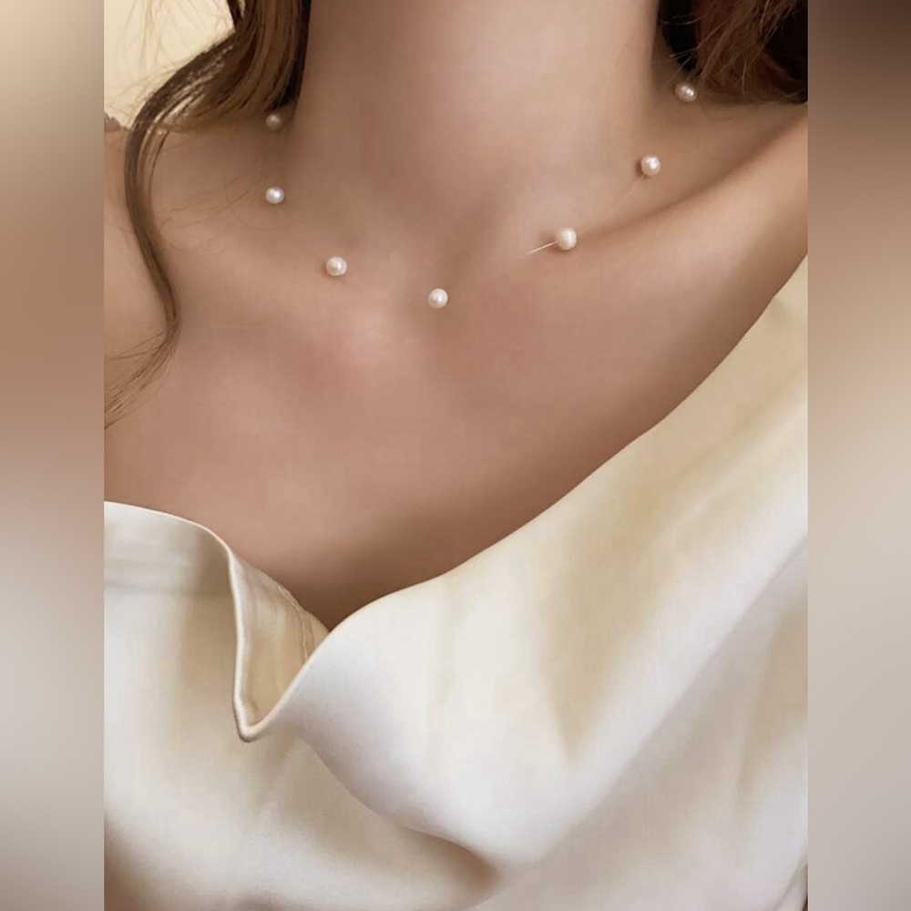 NWT! Clavicle Chain Necklace Imitation Pearl